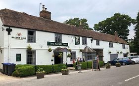 The Angel Heytesbury 3*